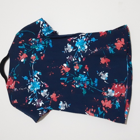 Butter Soft Scrub Medical Professional Floral and Abstract Patterned Bundle 4 - Picture 12 of 13